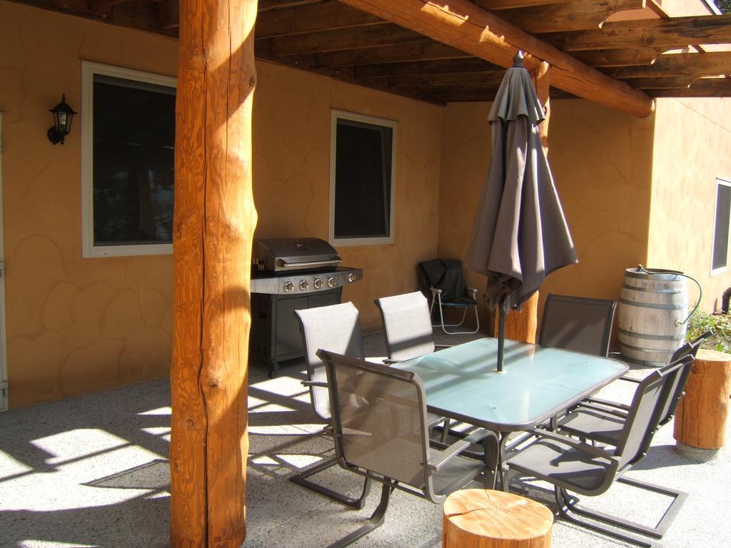 Baergnaescht B&B Osoyoos Buitenkant foto