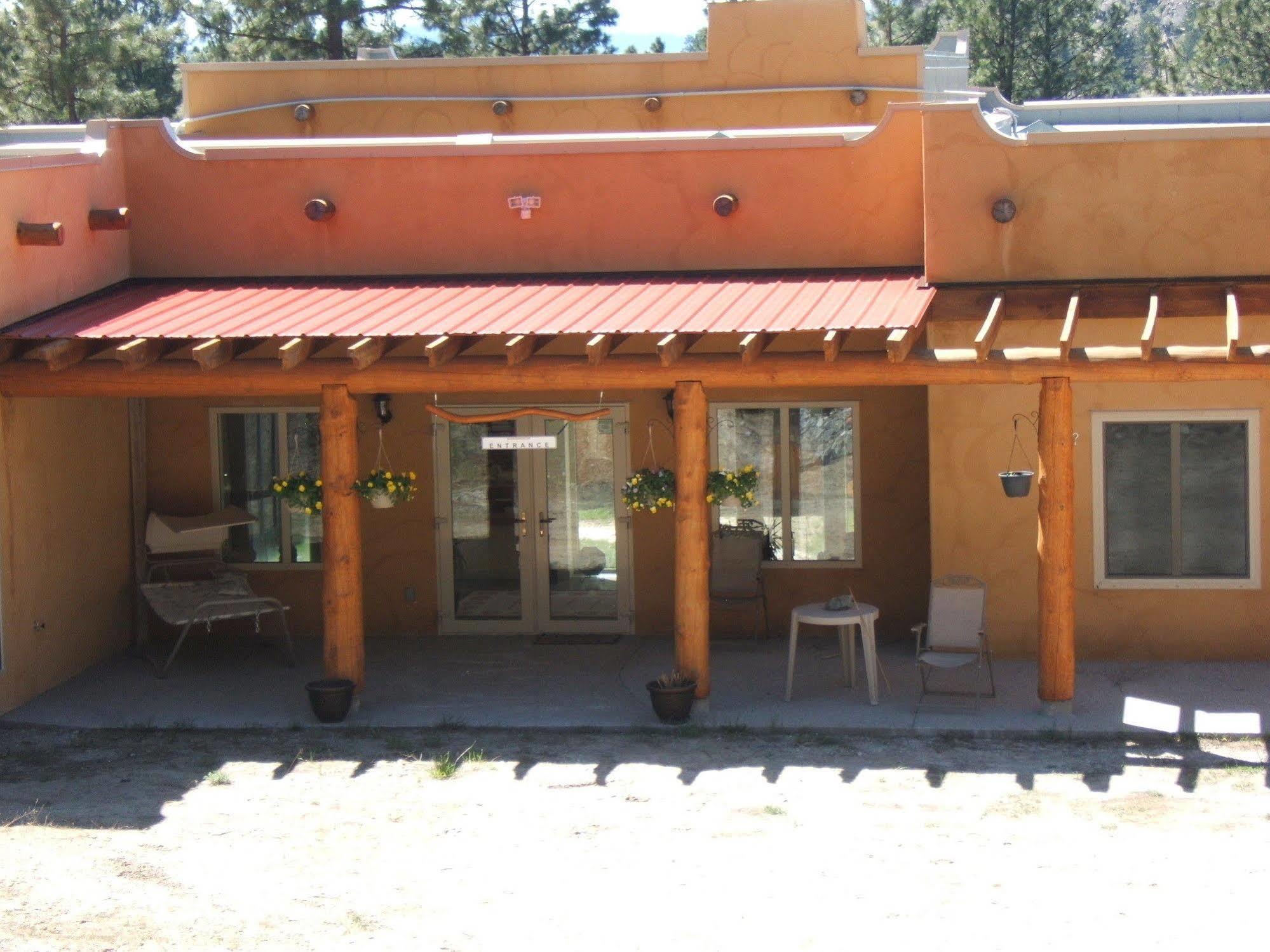 Baergnaescht B&B Osoyoos Buitenkant foto