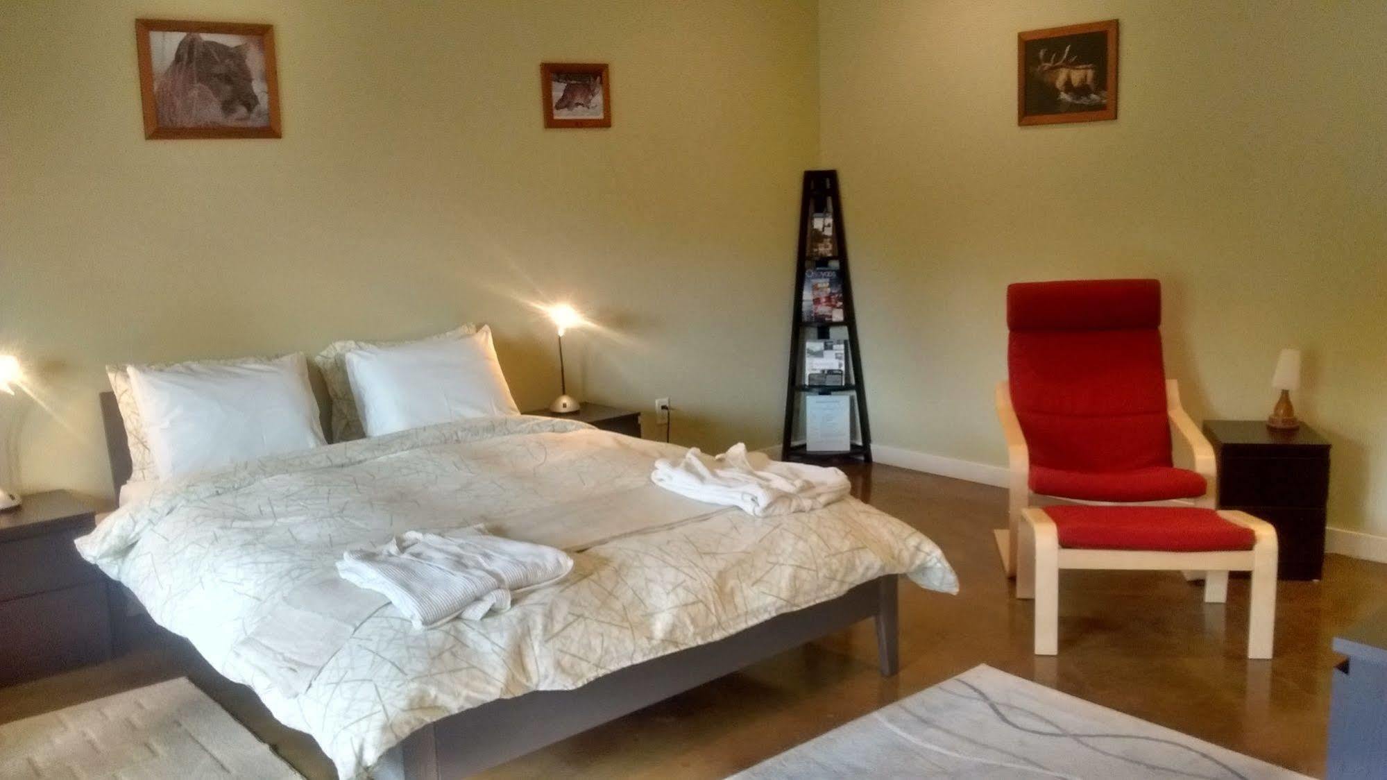 Baergnaescht B&B Osoyoos Buitenkant foto